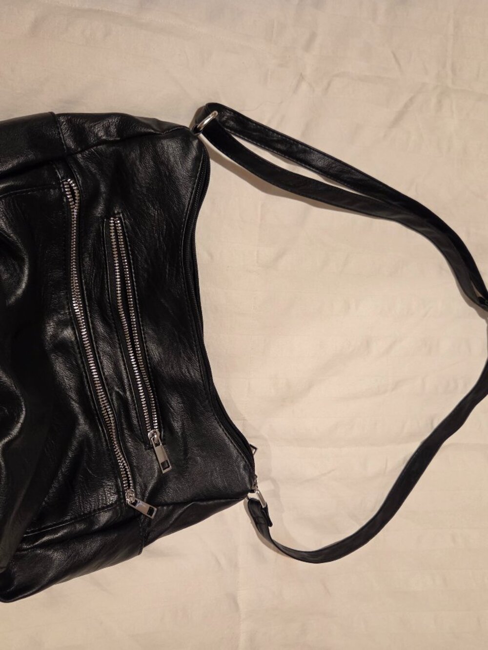 Brown shoulder/cross body multi pocket bag